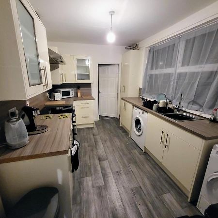 Park Road - Stay Sleep Rest Kingston upon Hull Εξωτερικό φωτογραφία